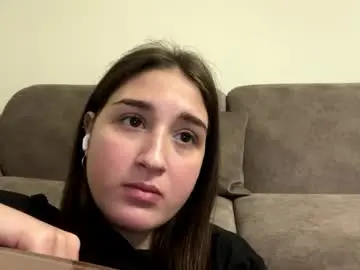 Live Sex Cam with wendolynmusil - Chaturbate