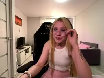 Adult Webcams with cyberalicex - Chaturbate