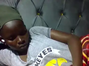 Live Sex Cam with sexy_batush04 - Chaturbate