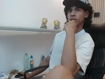 Adult Video Chat with zayn_fox32 - Chaturbate