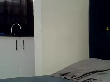 Private Sex Chat with prettysmallsquiter - Chaturbate