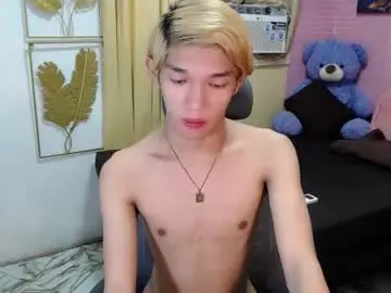 Adult Webcam with urasian_john20 - Chaturbate