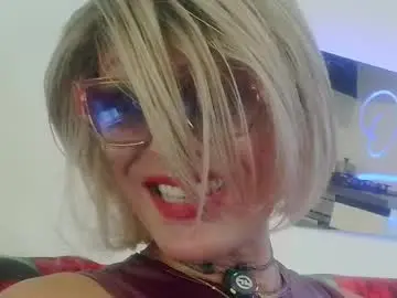 Free Porn Cam with ladyoxana - Chaturbate