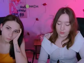 Live Sex Cam with sweetie_chloe_ - Chaturbate