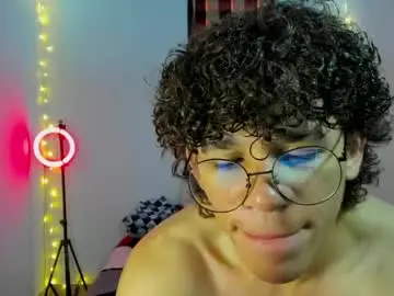 Adult Webcams with tom_blue10 - Chaturbate