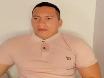 Sex Cam with big_pecs_1 - Chaturbate