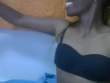 Live Sex Cam with hot_petra2 - Chaturbate