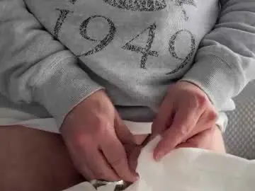Free Live Porn with miggelficks - Chaturbate