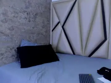 Live Porn with luna__02 - Chaturbate