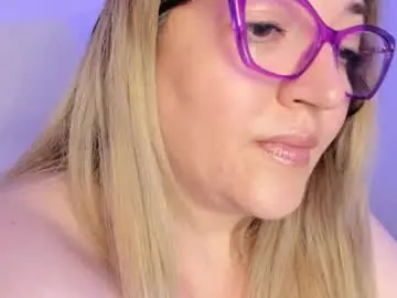 Watch Live Sex Cams with naty__mature_ - Chaturbate