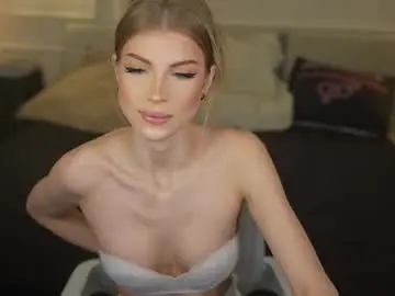 Live Sex Cam with bright_diamonds_054 - Chaturbate