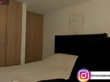 Live Sex Cam with mariadanielasanchez - Chaturbate