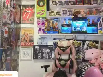 Live Sex Cam with sweet_explotion - Chaturbate