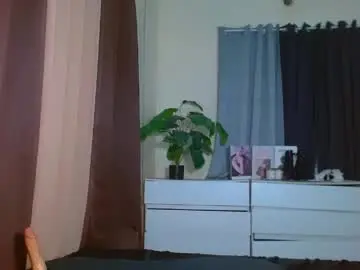 Watch Live Sex Cams with urwildest_farrah - Chaturbate
