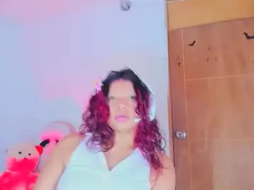 Watch Live Sex Cams with emilly_coper18 - Chaturbate