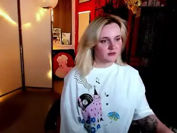Live Sex Cam with katybriggs - Chaturbate