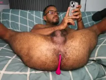 Live Sex Cam with little_bear00 - Chaturbate