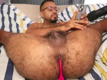 Sex Chat with little_bear00 - Chaturbate