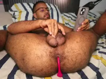 Free Porn Cam with little_bear00 - Chaturbate