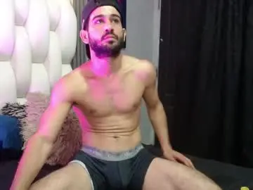 Private Sex Chat with aaron_jones_1 - Chaturbate