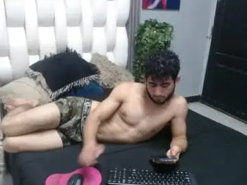 Best Webcam with aaron_jones_1 - Chaturbate