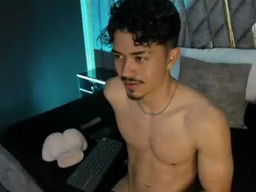 Free Live Porn with nicolaikarav - Chaturbate