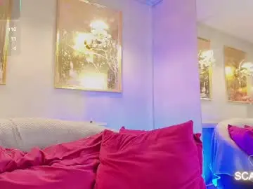 Live Sex Cam with scarlette04 - Chaturbate