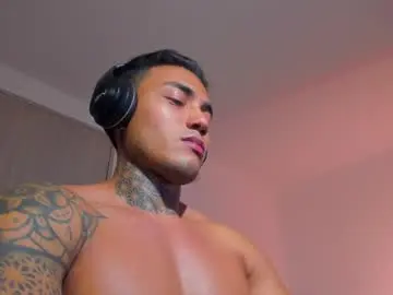Watch Live Sex Cams with santi__ferrer - Chaturbate
