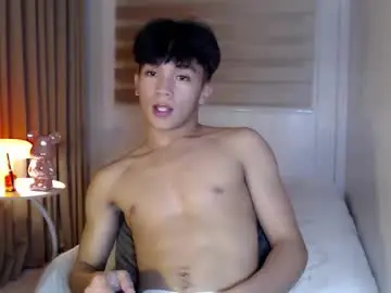 Sex Cam with etherealboytoy4hire - Chaturbate