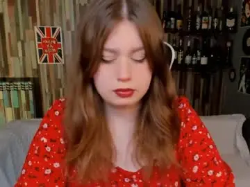 Free Porn Cam with fioramarmoris - Chaturbate