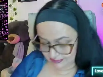 Free Live Porn with gia_nahomi - Chaturbate