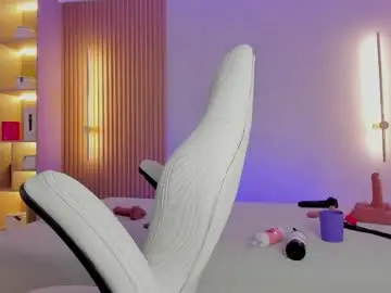 Nude Webcam with liah_cleir - Chaturbate