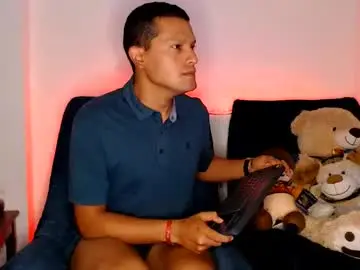 Free Porn Cam with littledicklatin - Chaturbate