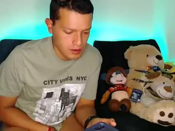Sex Chat with littledicklatin - Chaturbate