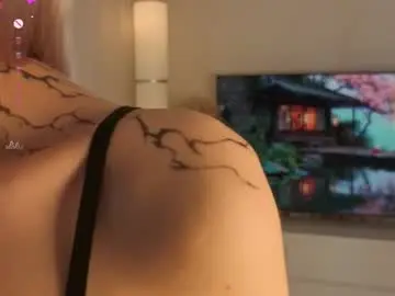 Sex Cam with nannetteterrill - Chaturbate