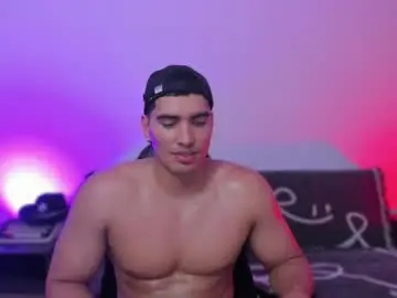 Free Live Porn with jamesgraay - Chaturbate