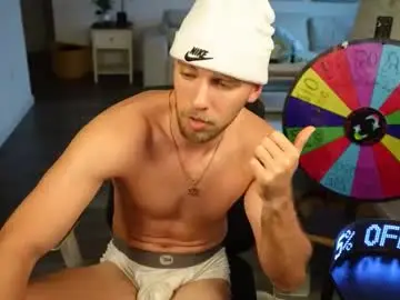 Sex Cam with troy_greenxo - Chaturbate