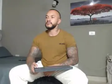 Live Sex Cam with emanuelspencer - Chaturbate