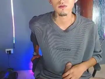 Live Sex Cam with liiaam_lee_ - Chaturbate