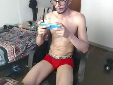 Live Sex Cam with julfigo - Chaturbate