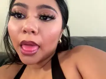 Nude Webcam with lexymexy22 - Chaturbate