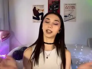 Live Sex Cam with lilihalvorsen - Chaturbate