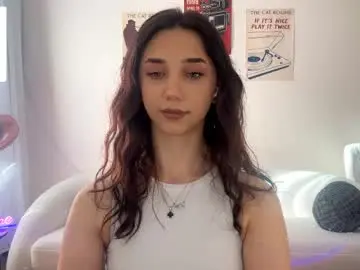 Nude Webcam with lilihalvorsen - Chaturbate