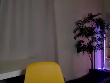 Nude Webcam with queensy_sins_x - Chaturbate