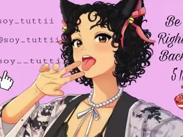 Nude Webcam with sweet_bluee - Chaturbate