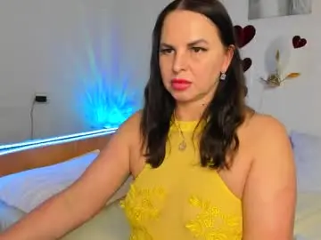 Live Sex Cam with mila_2025 - Chaturbate