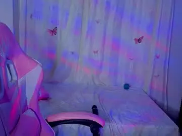 Adult Webcams with lyavalmont - Chaturbate