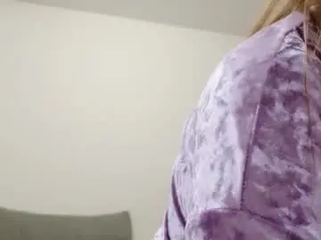 Nude Webcam with red_fox777 - Chaturbate