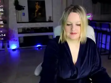 Live Sex with mariemlui - Chaturbate