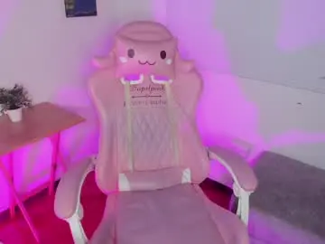 Live Sex with ale_alejandra - Chaturbate